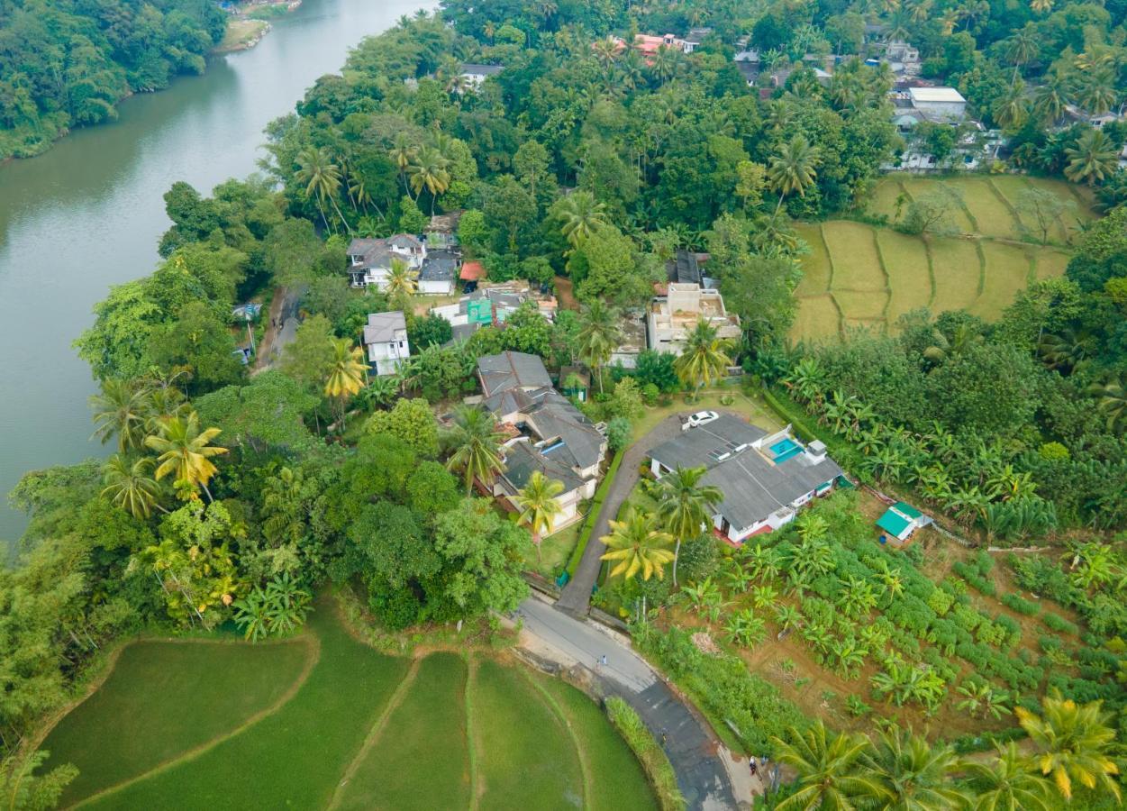 Surveyor'S Residence Bungalow Kandy Extérieur photo
