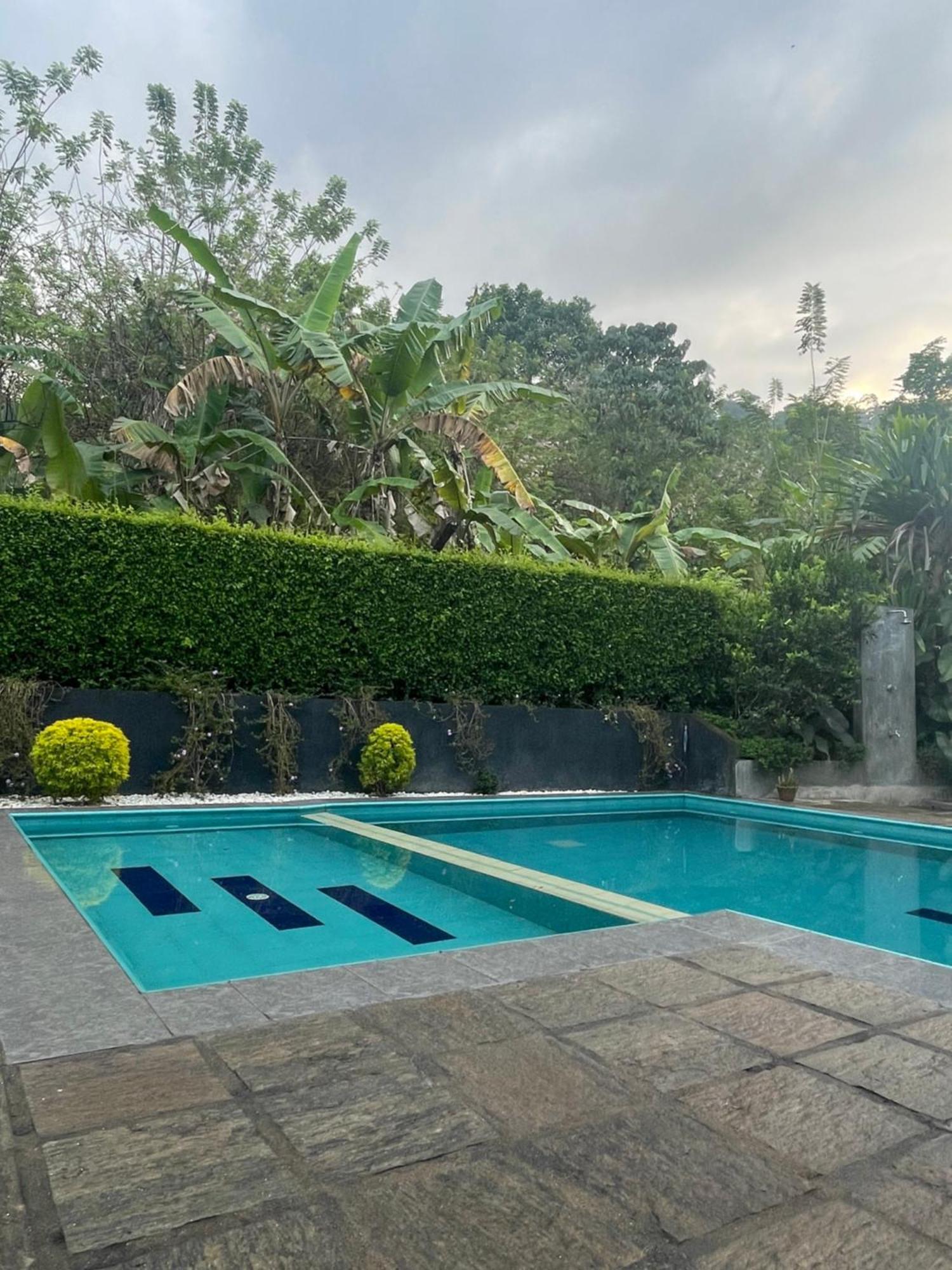Surveyor'S Residence Bungalow Kandy Extérieur photo
